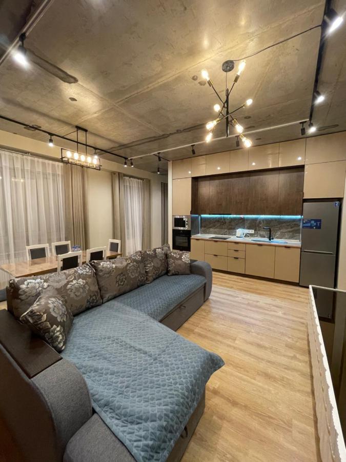 Apartment Florence Моря 600 Метров Aktau  Kültér fotó